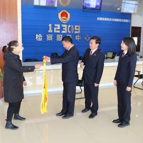 重燃回忆热血不减，2022新版《十万个冷笑话》手游携经典角色嗨翻全场